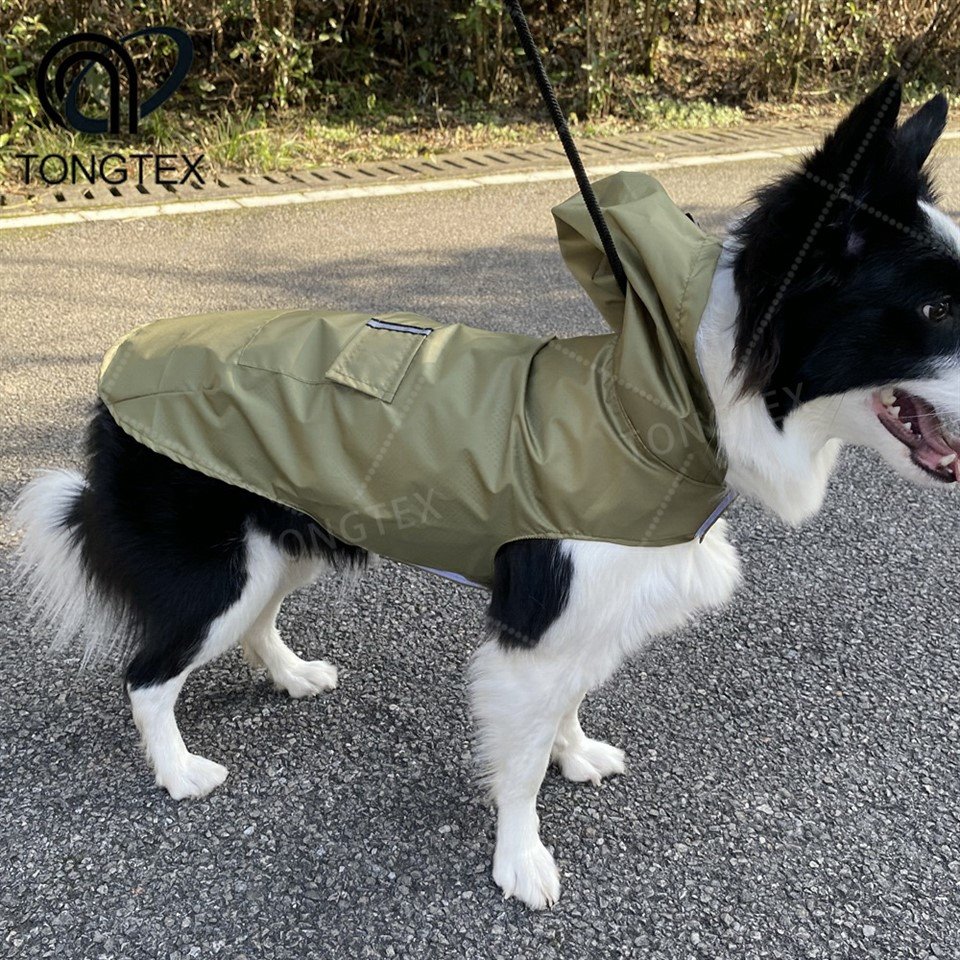 Dog Mountaineering Raincoat